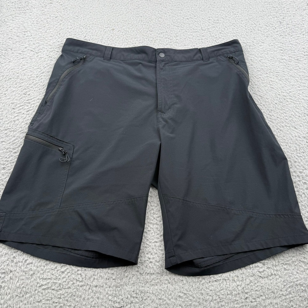 Columbia Cargo Shorts Mens 38 Black Solid Zipper Pockets Hiking Outdoor